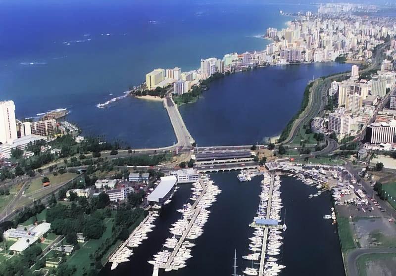 Vistas hacia el Condado - 2010 00003